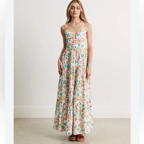 Harni Taya Tiered Delilah Floral Print Maxi Dress Size L - Picture 1 of 15